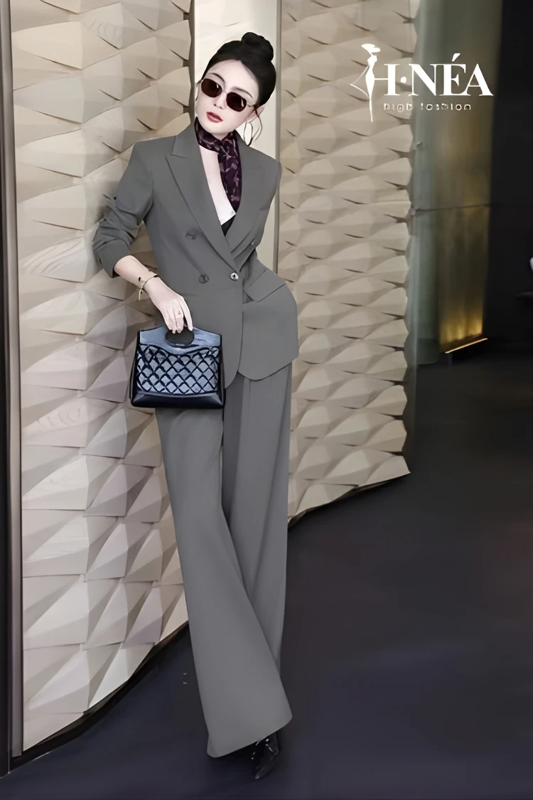 Bộ suit H.Néa